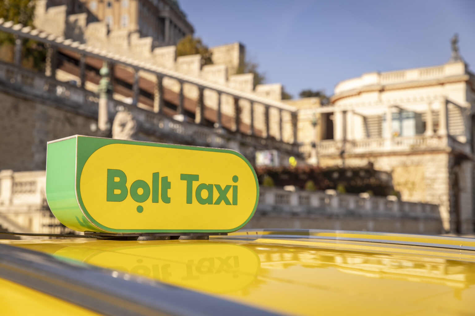 Utazz a Bolt taxival a Superbike versenyre!